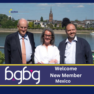 Photo of Bruce Bowden, Ana Rita and Christian Cruzcampo